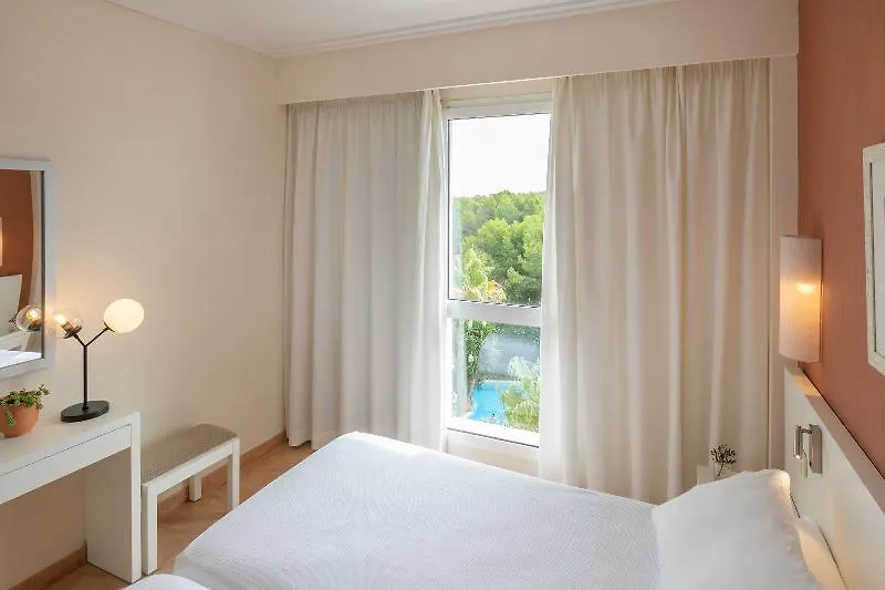 Aparthotel Hm Mar Blau Sa Coma  España