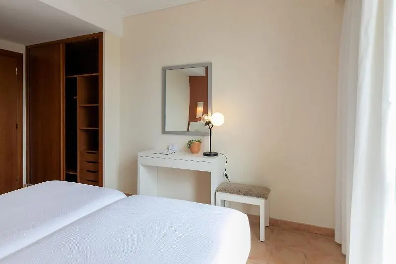 Aparthotel Hm Mar Blau Sa Coma