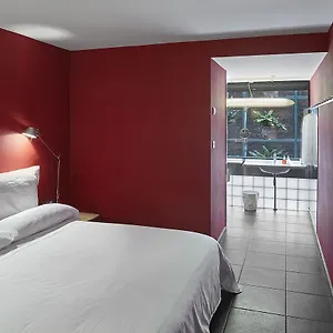 **** Hotel Casa Camper España